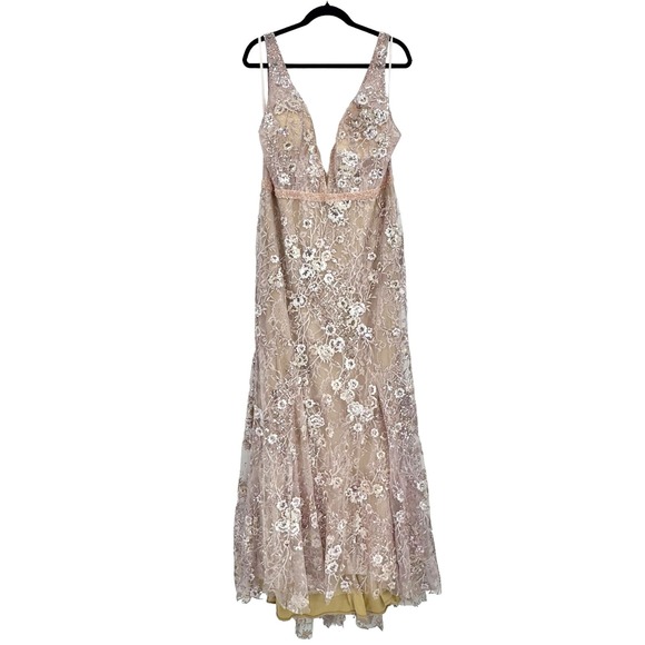 Mac Duggal Floral Embellished Sleeveless Plunge Neck Gown Rose Pink Size 10 NWT - Picture 6 of 13